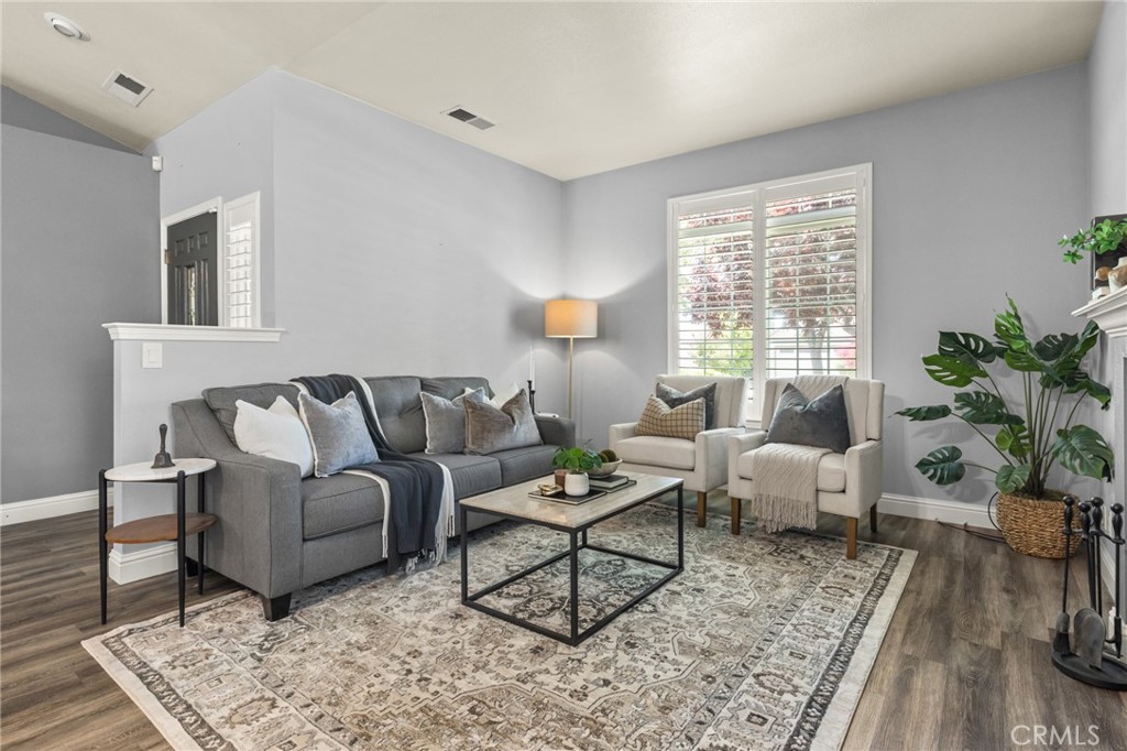 1 Shearwater Court