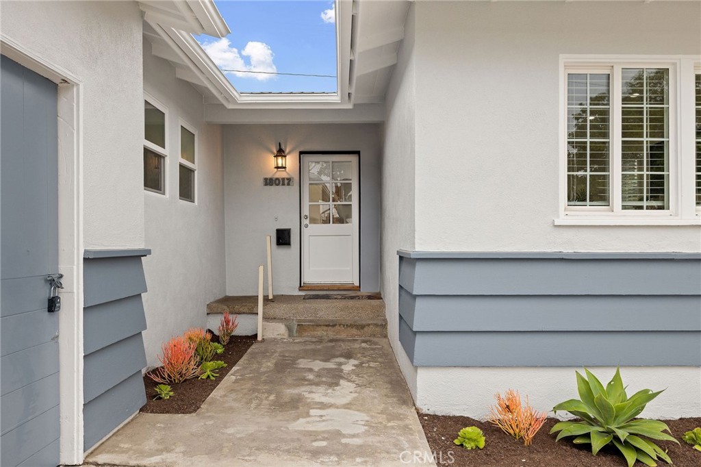 18017 Glenburn Avenue