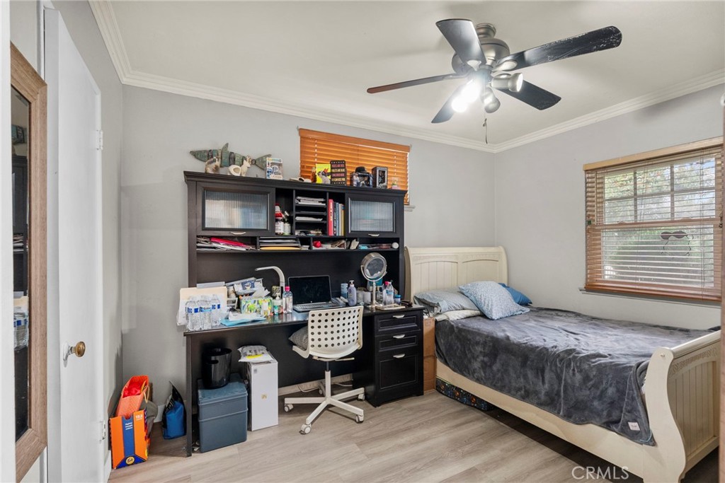 9253 Hayvenhurst Avenue