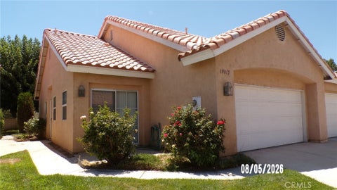 Photo of 19015 Primrose LN, Apple Valley, CA 92308 (MLS # CV26169410)