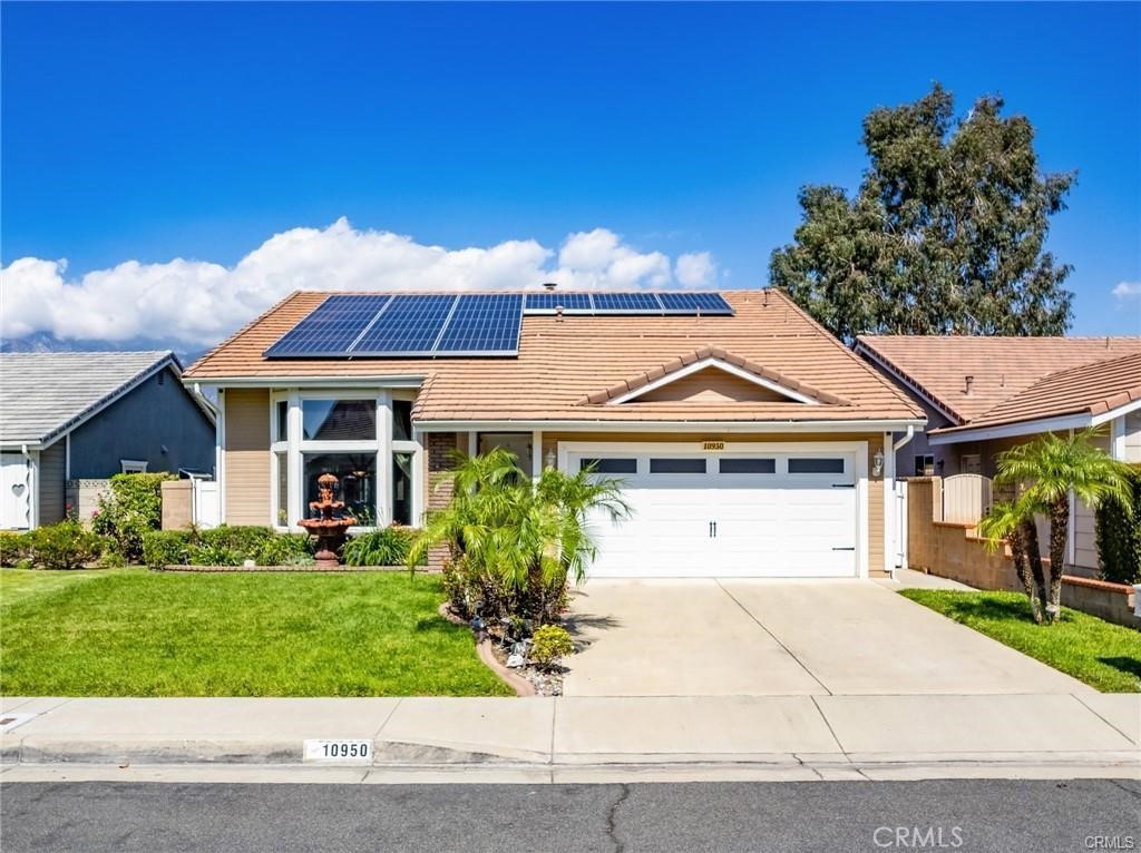 10950 Glenoaks Drive