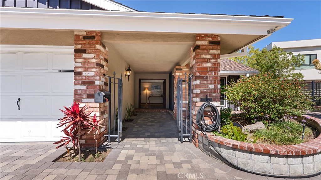 3003 Mesa Verde Drive