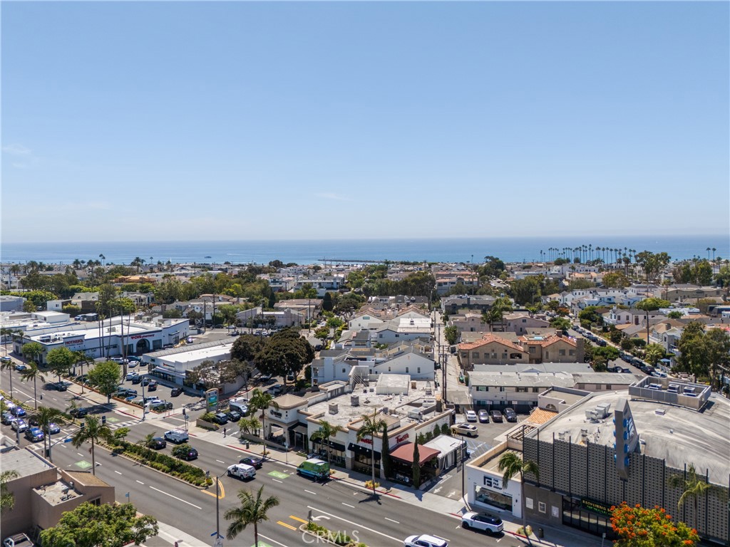 Corona del Mar North of PCH (CNHW) - Residential