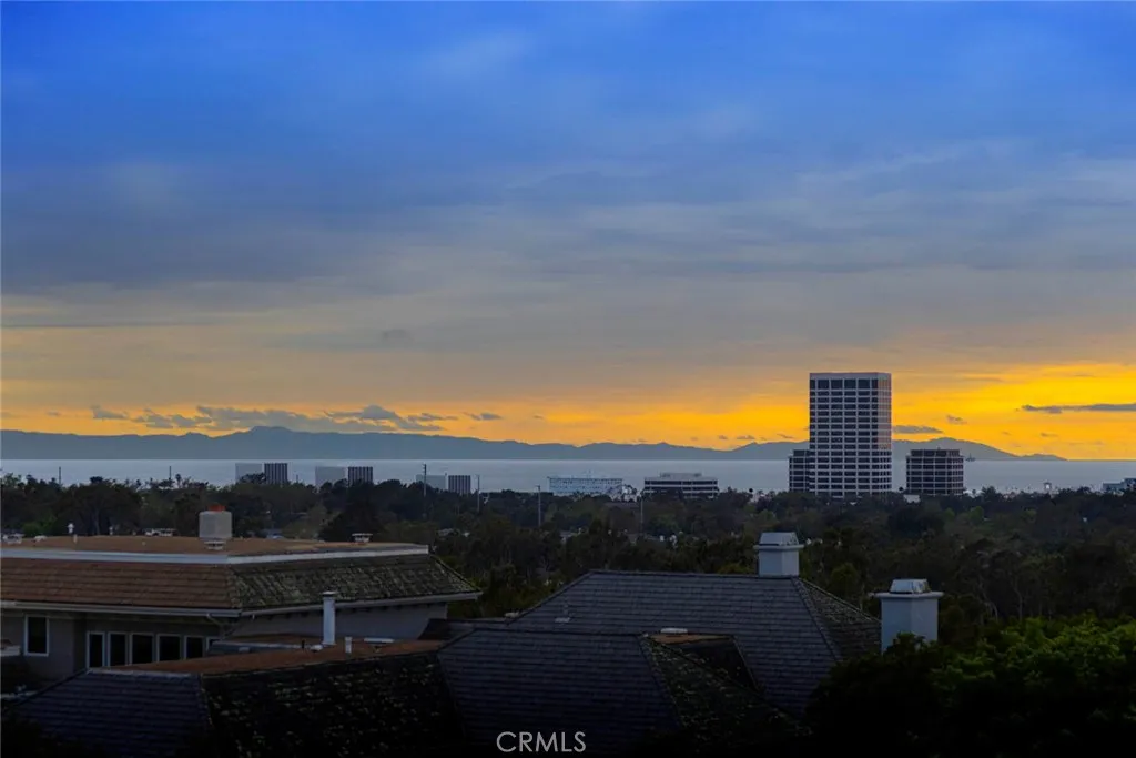 Newport Beach, California 92660, United States, 3 Bedrooms Bedrooms, ,4 BathroomsBathrooms,Residential,Active,135588