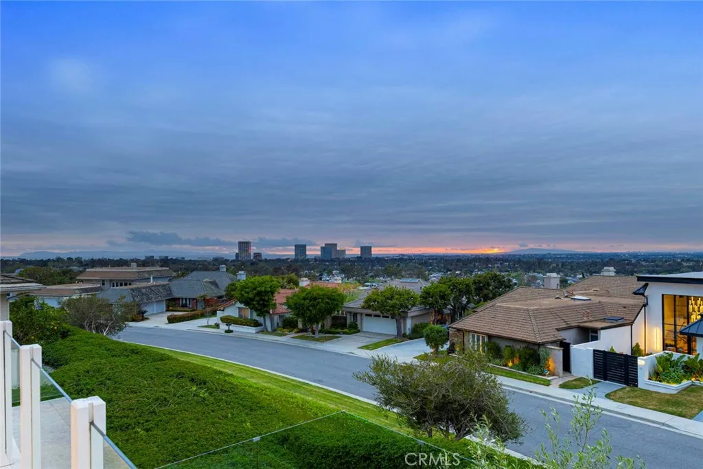 Newport Beach, California 92660, United States, 3 Bedrooms Bedrooms, ,4 BathroomsBathrooms,Residential,Active,135588