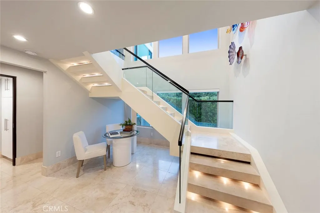 Newport Beach, California 92660, United States, 3 Bedrooms Bedrooms, ,4 BathroomsBathrooms,Residential,Active,135588