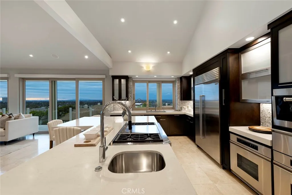 Newport Beach, California 92660, United States, 3 Bedrooms Bedrooms, ,4 BathroomsBathrooms,Residential,Active,135588