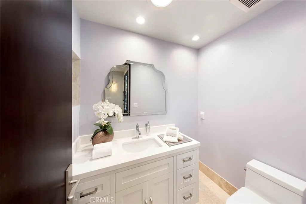 Newport Beach, California 92660, United States, 3 Bedrooms Bedrooms, ,4 BathroomsBathrooms,Residential,Active,135588