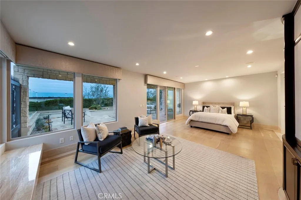 Newport Beach, California 92660, United States, 3 Bedrooms Bedrooms, ,4 BathroomsBathrooms,Residential,Active,135588