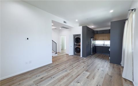Photo of 121 S Coronado St, Los Angeles, CA 90057 (MLS # SR26032600)