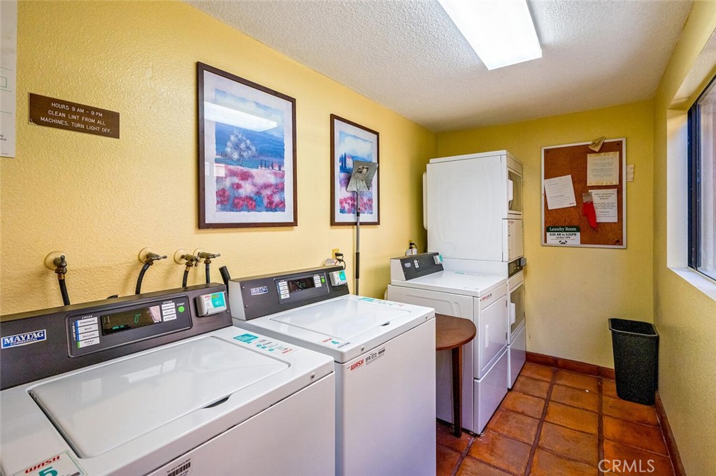 Alamitos Beach (AB) - Residential Lease