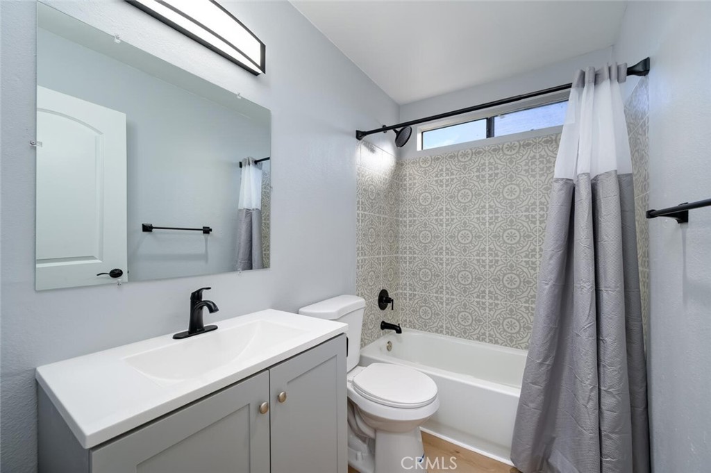 Alamitos Beach (AB) - Residential Lease