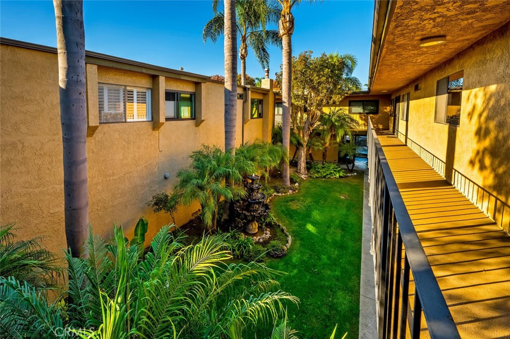 Alamitos Beach (AB) - Residential Lease