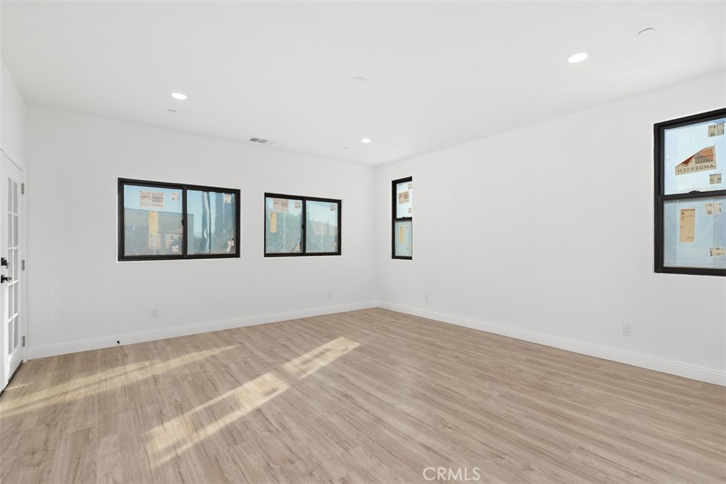 4477 4479 Gilchrist Drive