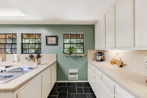 Tiny photo for 1365 Oak Avenue, Fillmore, CA 93015 (MLS # 226002123)