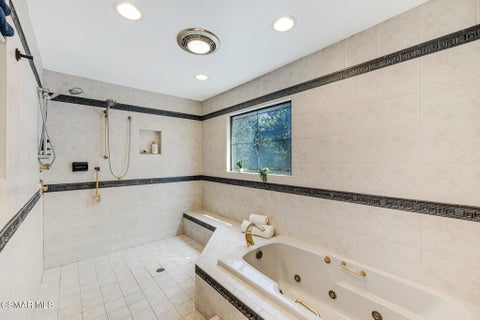 Tiny photo for 1365 Oak Avenue, Fillmore, CA 93015 (MLS # 226002123)