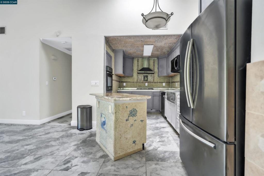 WINDSOR TERRACE - Residential