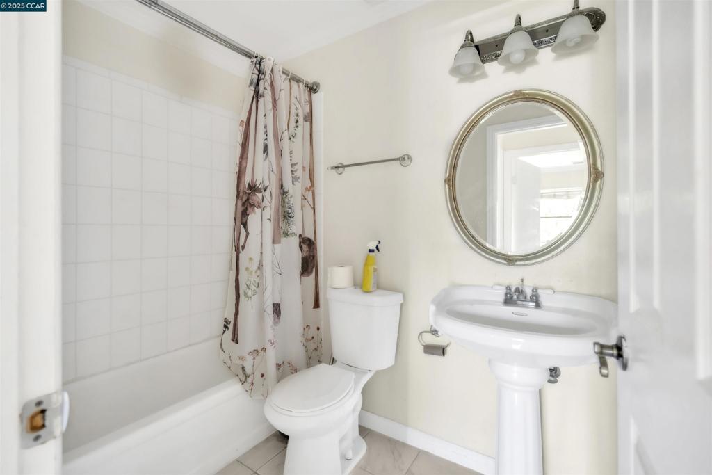 WINDSOR TERRACE - Residential