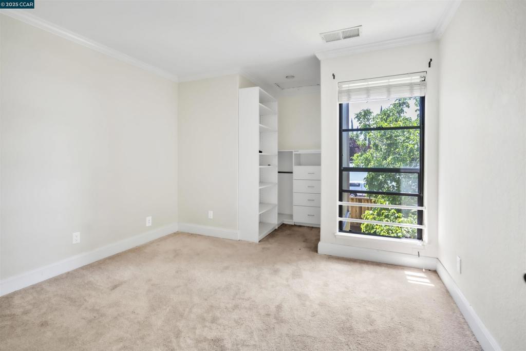 WINDSOR TERRACE - Residential