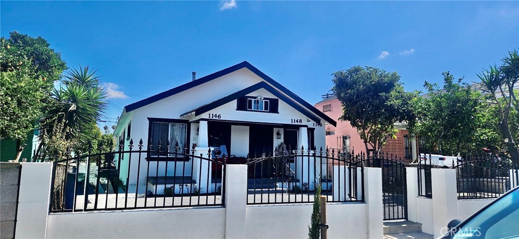 1146 W 52nd
