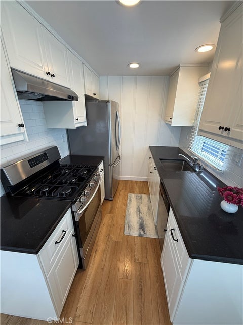Photo of 137 Topaz AVE #1/2, Newport Beach, CA 92662 (MLS # NP26157197)