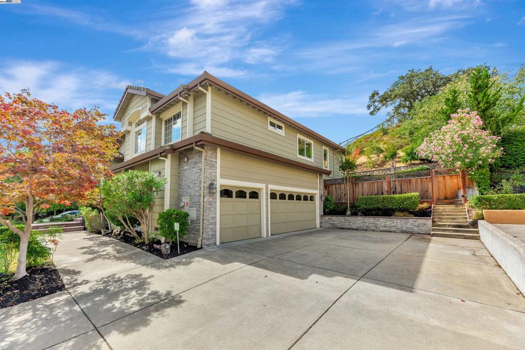 RELIEZ HIGHLANDS - Residential