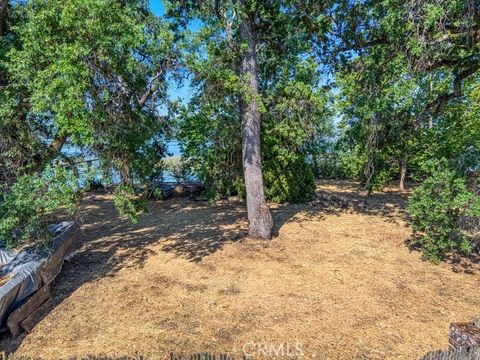 Photo of 14089 Lakeshore Drive, Clearlake, CA 95422 (MLS # LC25137019) Photo of 14089 Lakeshore Drive, Clearlake, CA 95422 (MLS # LC25137019)