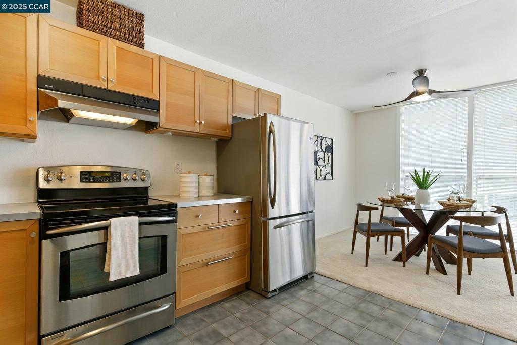 ADAMS POINT - Residential