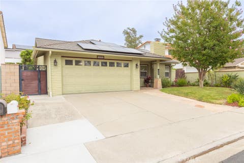 Photo of 26581 Otay Circle CIR, Mission Viejo, CA 92691 (MLS # OC26141006)
