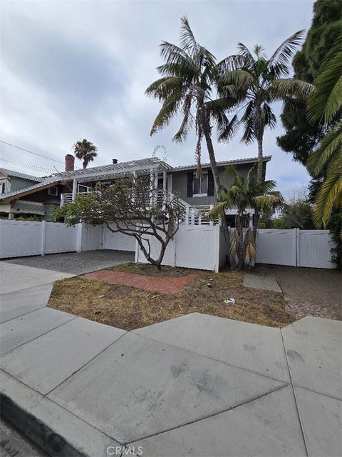 Photo of 544 Bernard Street, Costa Mesa, CA 92627 (MLS # PW26205890)