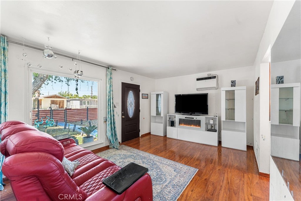 1544 Franklin Avenue