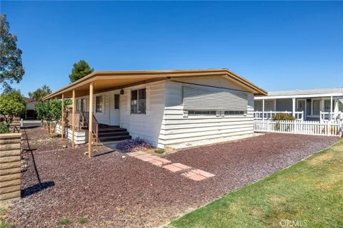 MLS: SW26219631