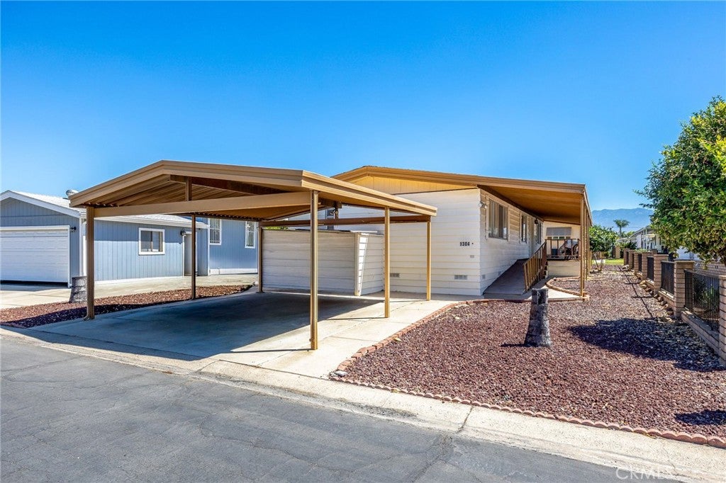 1304 Lodgepole Drive