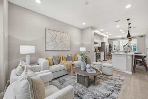 346 Circuit Way Mountain View CA 94043