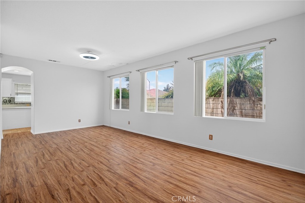 26103 Palmetto