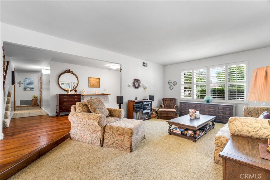 5312 Glenroy Drive