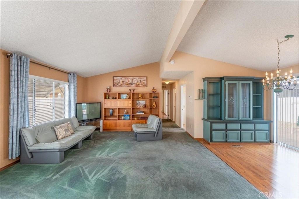 28920 Calle Alta