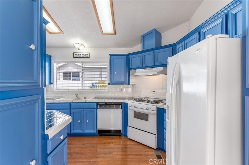 28920 Calle Alta