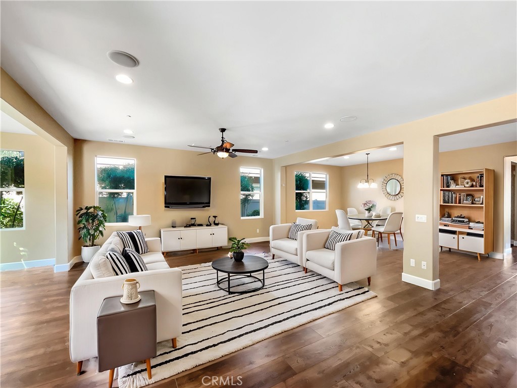 25329 Wild View Road