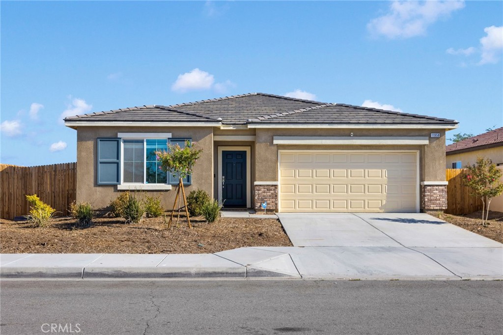 WELCOME TO THIS STUNNING NEWER BUILD IN ADELANTO. THE HOME HAS 3 BEDROOMS + AN ADDITIONAL ROOM FOR A 4TH BEDROOM/PLAYROOM OR OFFICE. THE BACKYARD HAS NEW TURF AND LOTS OF ADDED CONCRETE PERFECT FOR HOSTING OR RELAXING. THE NEIGHBORHOOD IS A QUIET FAMILY FRIENDLY AREA AND CLOSE TO THE 395 FOR COMMUTERS.
THE OPEN FLOOR PLAN FLOWS BETWEEN THE LIVING ROOM, DINING AREA AND KITCHEN. IT INCLUDES GORGEOUS WHITE CABINETS, GRANITE COUNTERTOPS AND IS IDEAL FOR LARGE GATHERINGS. THERE IS ALSO A SEPARATE ISLAND FOR SETTING UP FOR FORMAL DINNERS OR EXTRA SEATING.
THE HOME IS LIGHT AND BRIGHT WITH NATURAL LIGHTING AND HAS STUNNING WOOD LOOK FLOORING. THE FRONT BEDROOM IS SET AWAY FROM THE REST OF THE HOME PERFECT FOR GUESTS. THE PRIMARY BEDROOM IS SPACIOUS AND OPENS TO THE PRIMARY BATHROOM WITH SEPARATE SOAKING TUB, WALK IN SHOWER AND WALK IN CLOSET.
THE HOME HAS PAID SOLAR AS WELL TO HELP WITH KEEPING UTILITY COSTS DOWN. THE STREET ENDS SO NO DRIVE THROUGH TRAFFIC TO ADD TO THE COMFORT OF THE QUIET AREA. DON'T MISS OUT ON THIS ONE!