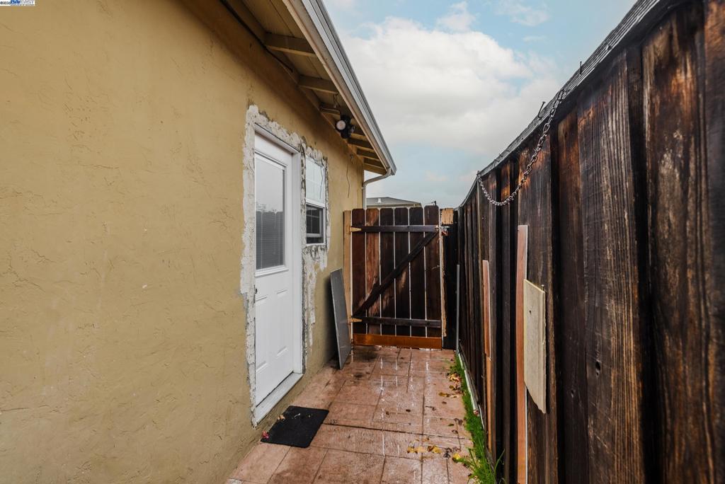 MILPITAS - Residential