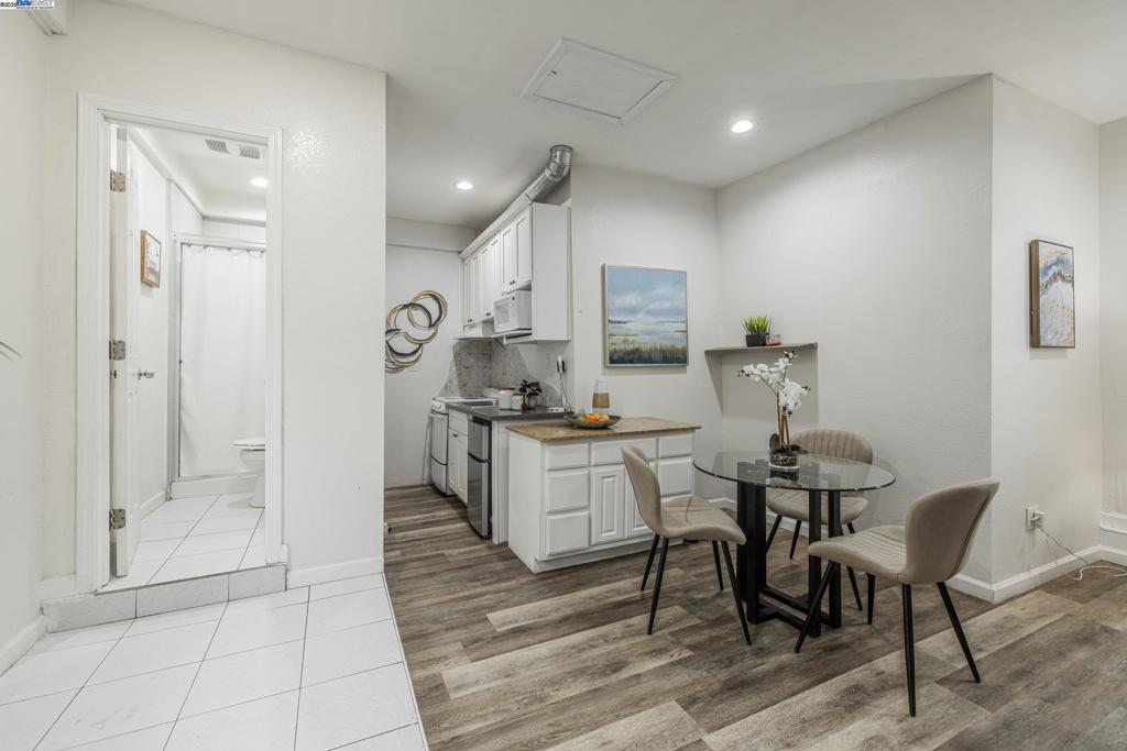 MILPITAS - Residential