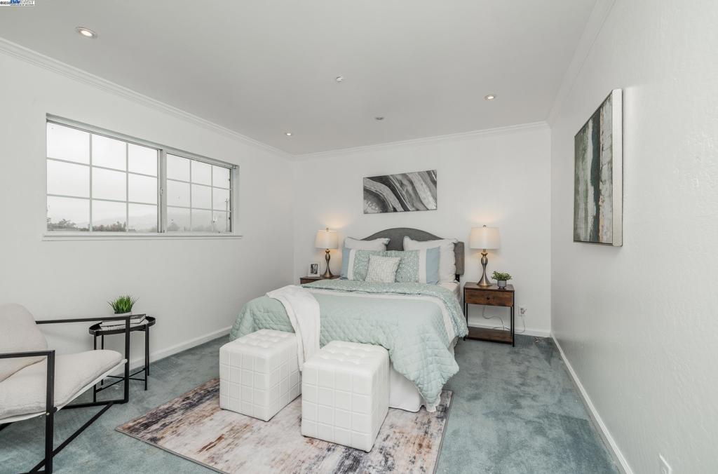 MILPITAS - Residential