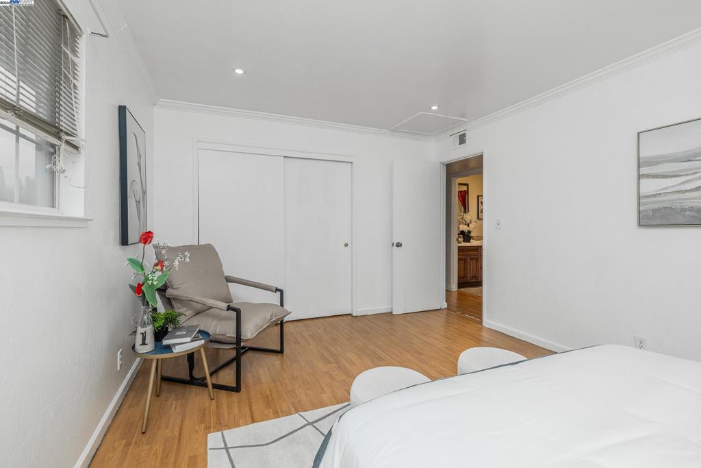 MILPITAS - Residential