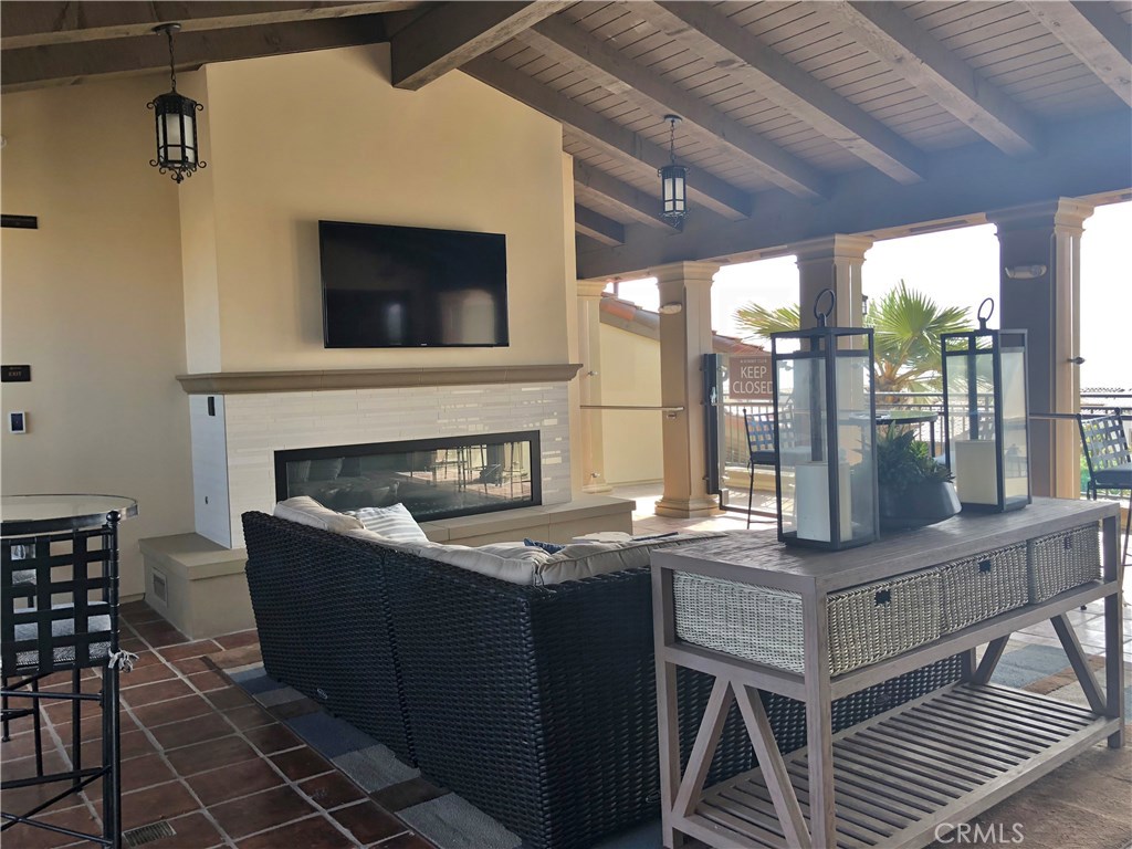 Aqua at Sea Summit - Residential Lease