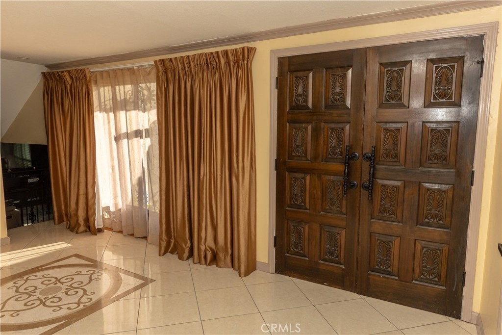 Properties 1 24314 Berendo