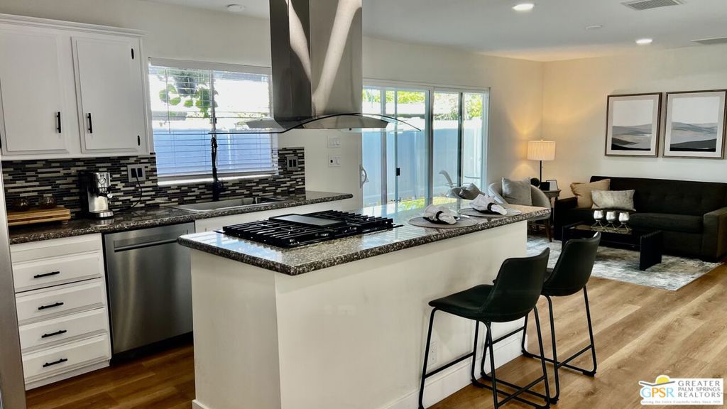 Date Palm Country Cl - Manufactured In Park