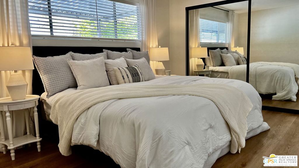 Date Palm Country Cl - Manufactured In Park