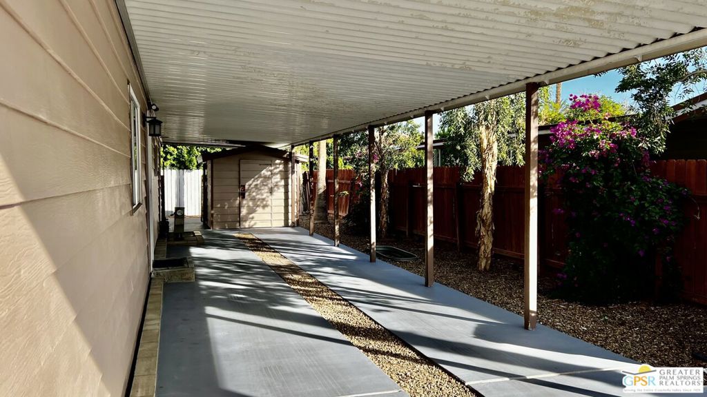 Date Palm Country Cl - Manufactured In Park