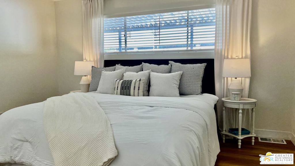 Date Palm Country Cl - Manufactured In Park